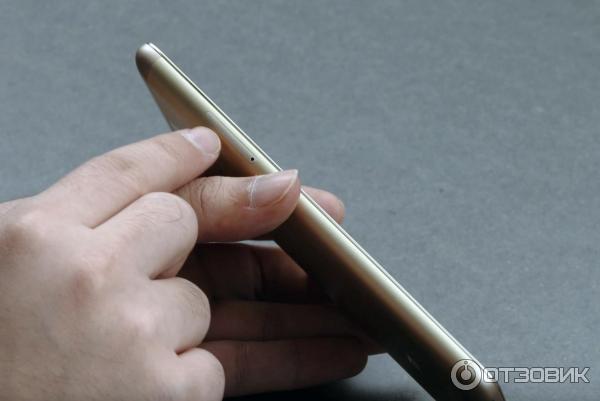 Xiaomi Redmi Note 3 вид слева