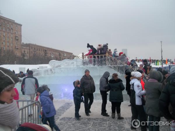 Выставка ледовых скульптур Ледовый парк в кругу семьи (Россия, Москва) фото