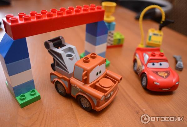 LEGO Disney Pixar Cars Classic Race