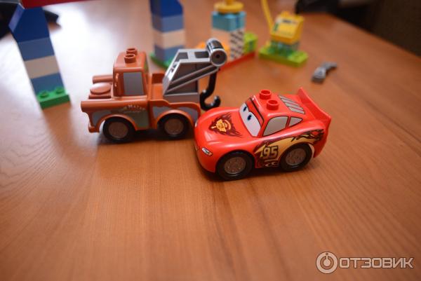 LEGO Disney Pixar Cars Classic Race