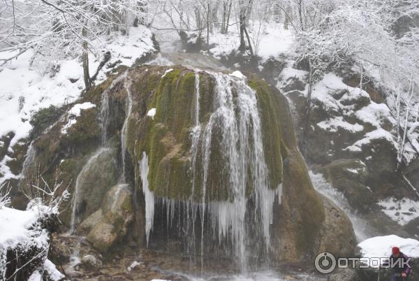 водопад серебренные струи