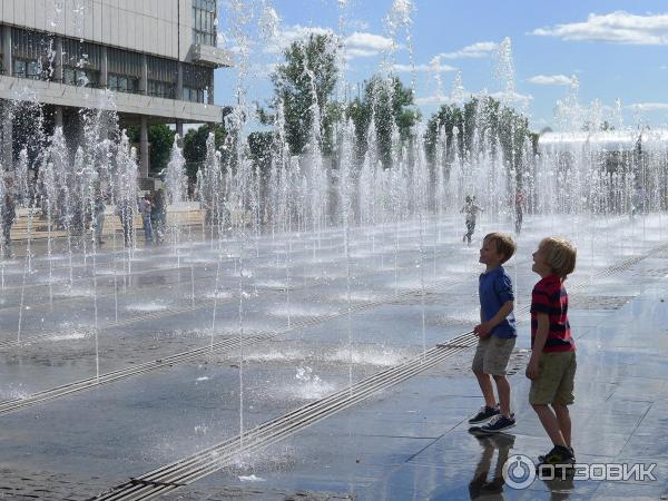 Выставка скульптур под открытым небом Музеон (Россия, Москва) фото