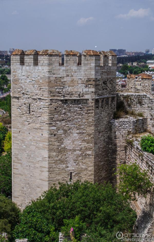 Крепость Йедикуле (Турция, Стамбул) фото