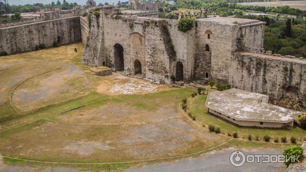 Крепость Йедикуле (Турция, Стамбул) фото