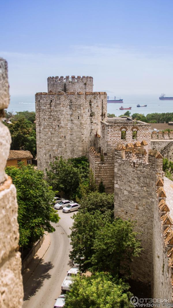 Крепость Йедикуле (Турция, Стамбул) фото