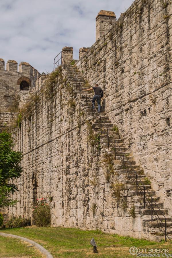 Крепость Йедикуле (Турция, Стамбул) фото
