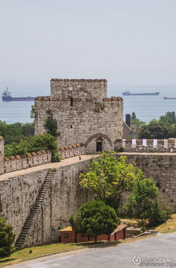 Крепость Йедикуле (Турция, Стамбул) фото