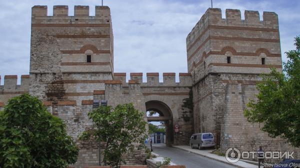 Крепость Йедикуле (Турция, Стамбул) фото