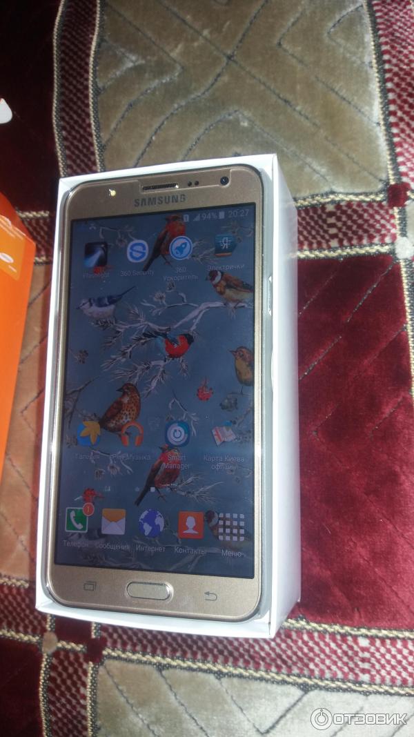 Смартфон Samsung J700H Galaxy J7 фото