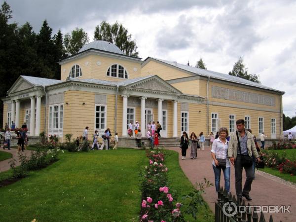 Павловский парк. Павильон Роз