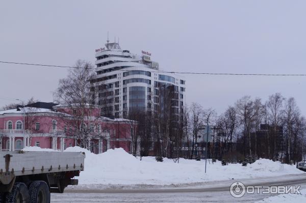 Набережная Онежского озера (Россия, Петрозаводск) фото