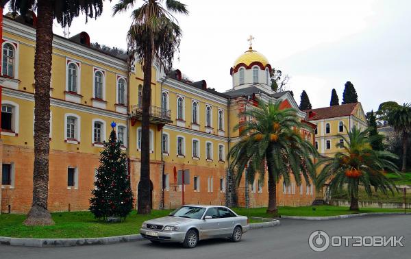Симоно-Кананитский (Ново-Афонский) монастырь (Абхазия, Новый Афон) фото