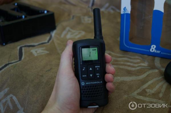 Рация Motorola TLKR-T60 фото