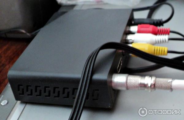 Цифровой телевизионнный ресивер BBK SMP015HDT2 фото