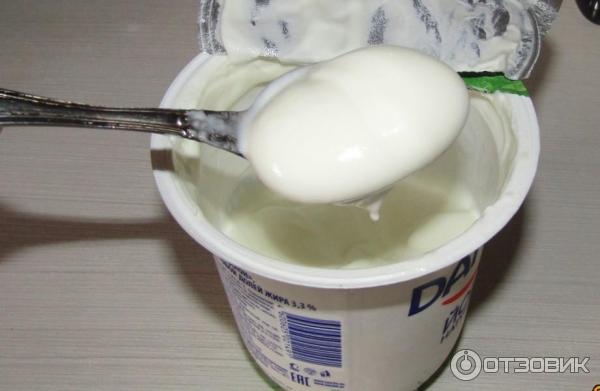 Йогурт Danone традиционный 3,3% фото