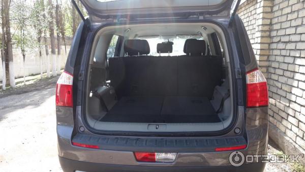 Автомобиль Chevrolet Orlando минивэн фото