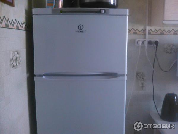 Холодильник Indesit ST167 фото