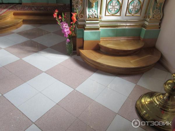 пол