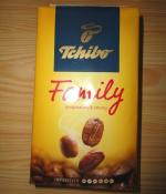 Натуральный жареный молотый кофе Tchibo Family среднеобжаренный фото