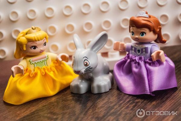 Конструктор Lego Duplo София Прекрасная: королевский замок фото