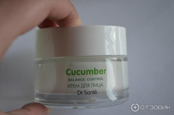 Крем для лица Dr. Sante Cucumber Balance Control для нормальной и склонной к жирности кожи фото