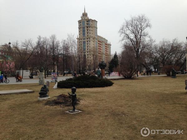 Выставка скульптур под открытым небом Музеон (Россия, Москва) фото