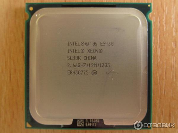Intel Xeon E5430 - Оригинальный - Вид сверху