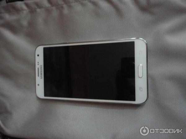 Смартфон Samsung J700H Galaxy J7 фото