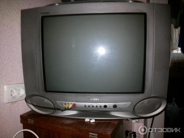 Продам кинескопный телевизор Samsung руб