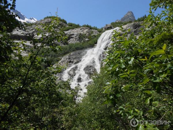 Алибекский водопад (Россия, Карачаево-Черкессия) фото