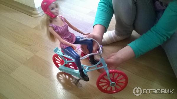 Кукла MATTEL Barbie Барби на велосипеде с питомцем фото