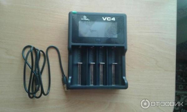 Зарядное устройство XTAR VC4 фото