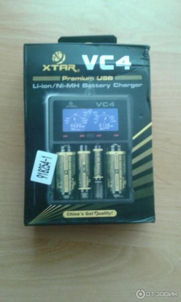Зарядное устройство XTAR VC4 фото