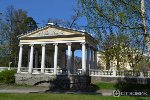 Павильон Трех граций в Павловске