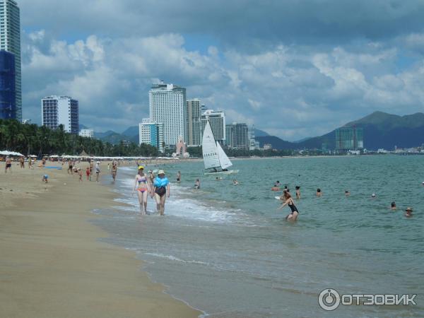 Городской пляж Nha Trang (Вьетнам, Нячанг) фото