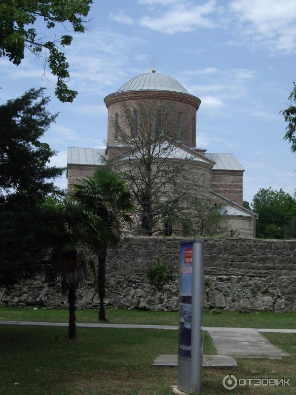 Храм