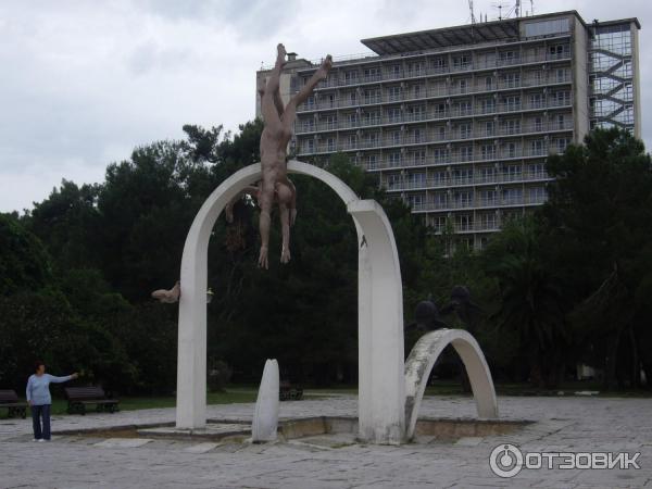 Скульптура Ныряльщики