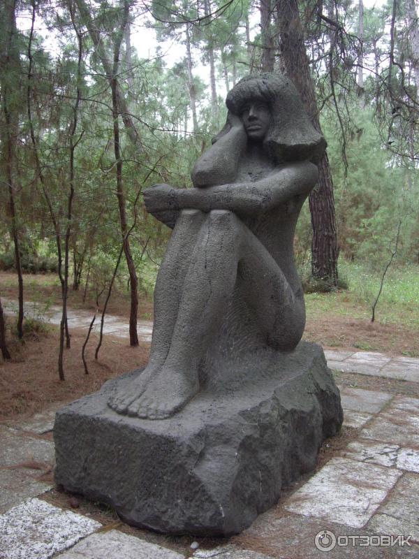 Скульптура Девочка
