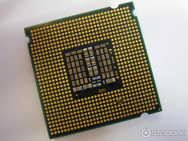 Intel Xeon X5460 - Вид снизу