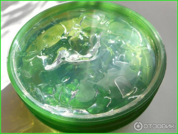 Многофункциональный гель с алое The SAEM Jeju Fresh Aloe Soothing Gel фото