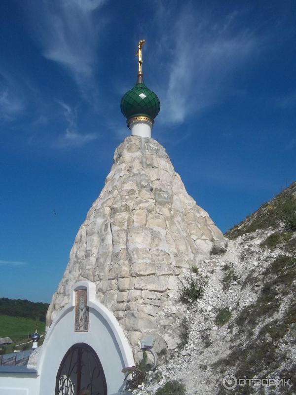 Пещерный храм в честь Серафима Саровского