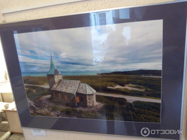 Фотовыставка издания Петербургский фотограф Норвежские эскизы в Арт Галерее Путешествий (Россия, Санкт-Петербург) - Гренсе Якобсельв. Часовня короля Оскара II (1869), Борис Тополянский, 2012