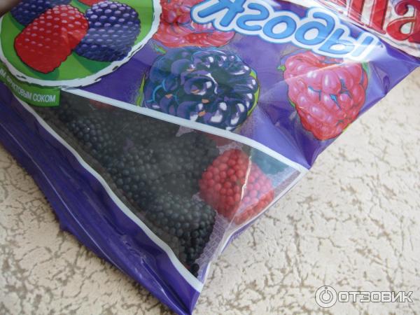 Мармелад жевательный Fruit-tella Ягоды со вкусом малины и ежевики фото