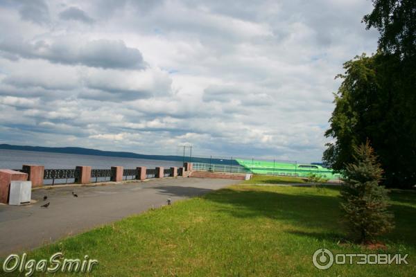 Набережная Онежского озера (Россия, Петрозаводск) фото