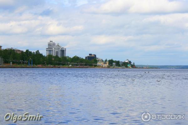 Набережная Онежского озера (Россия, Петрозаводск) фото