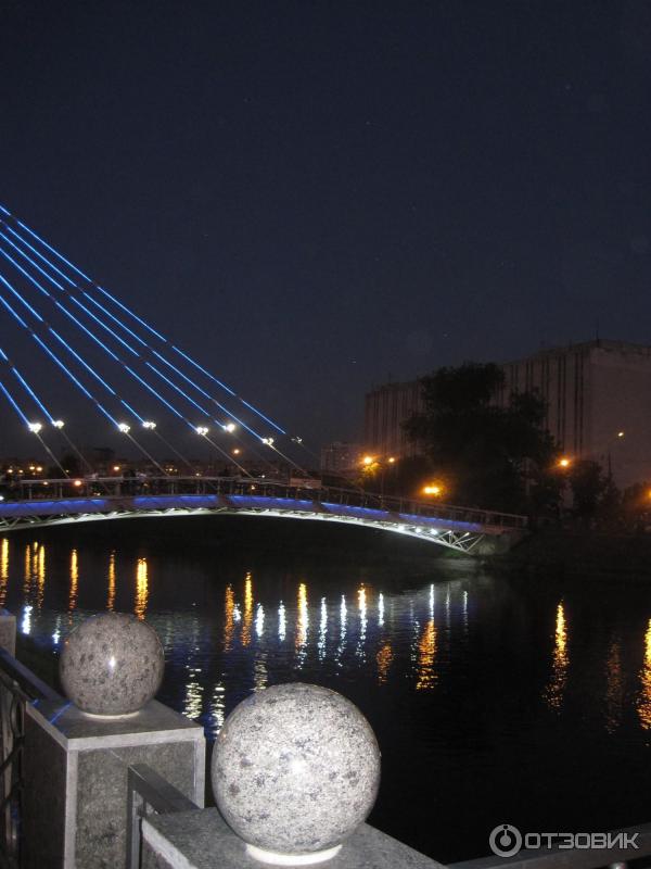 Сквер Стрелка (Украина, Харьков) фото