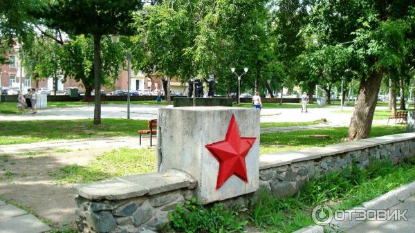 Мемориальная композиция Разорванное братство (Россия, Пермь) фото