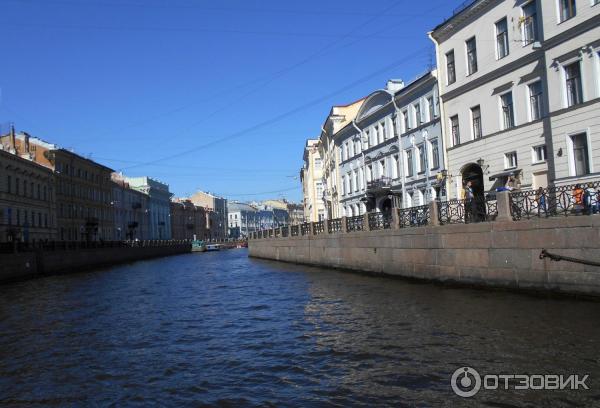 Экскурсия по Неве и каналам Северная Венеция (Россия, Санкт-Петербург) фото