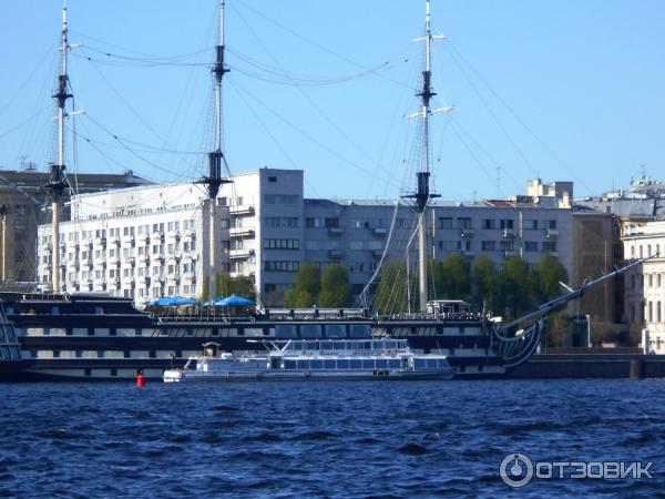 Экскурсия по Неве и каналам Северная Венеция (Россия, Санкт-Петербург) фото