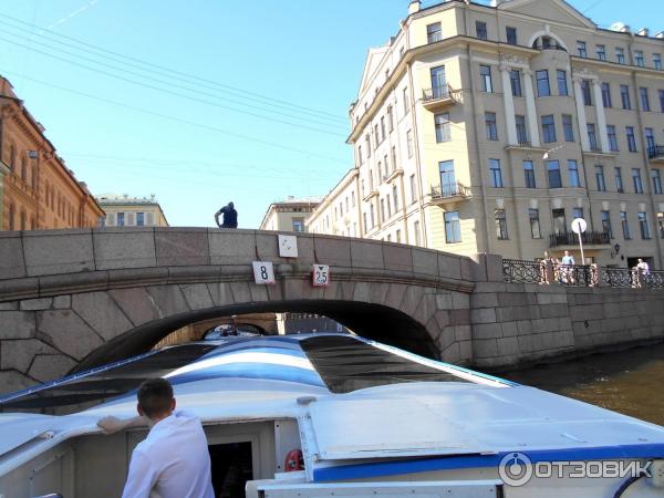 Экскурсия по Неве и каналам Северная Венеция (Россия, Санкт-Петербург) фото